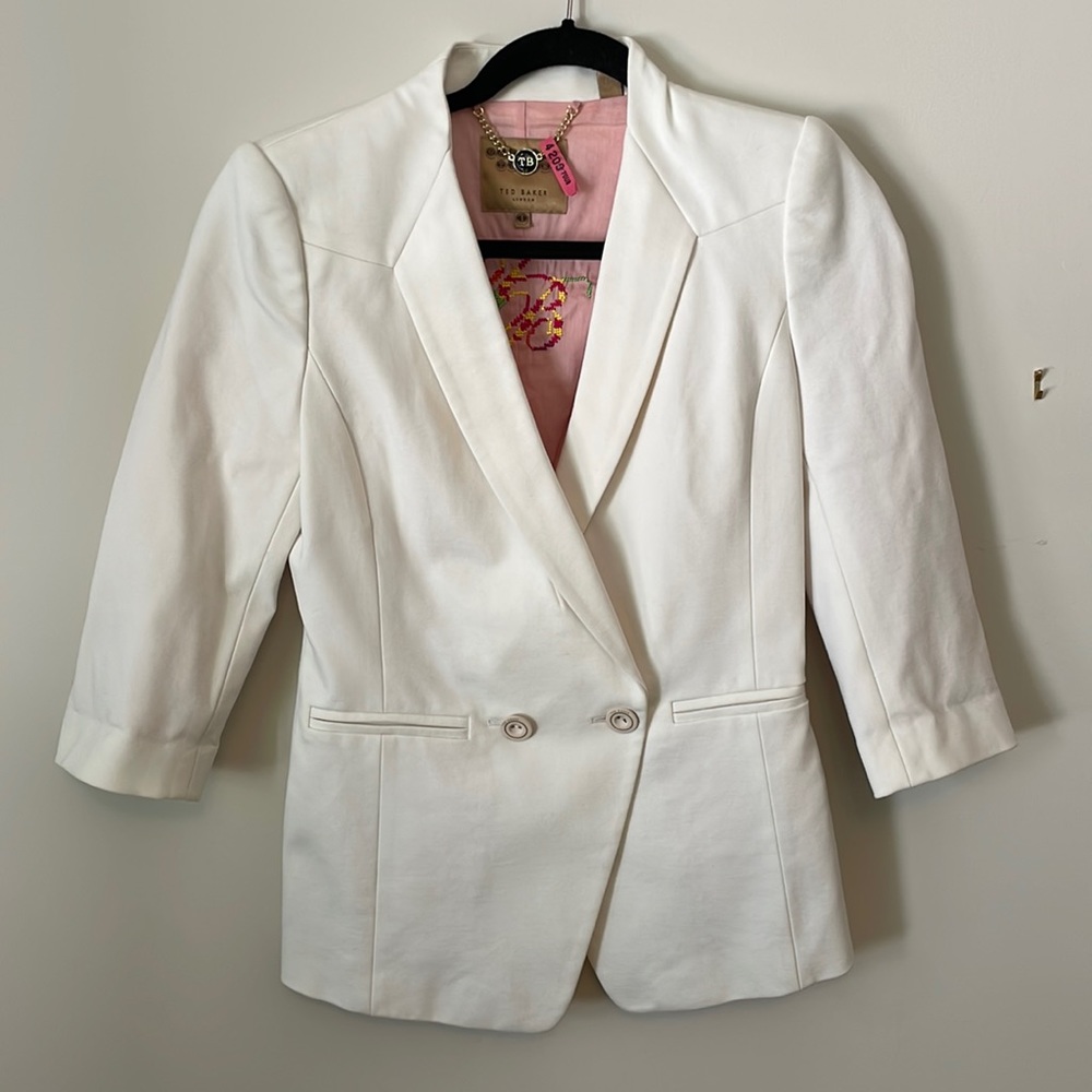 Ted baker cream blazer, size 1 (fits like a US size 4-6)